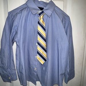 Boys size 6 Three piece set. Shirt, tie, pants